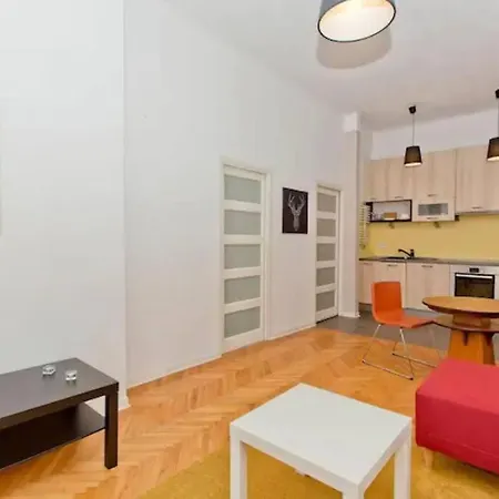 Urbannestgroup - Solec 20a Apartament Warszawa
