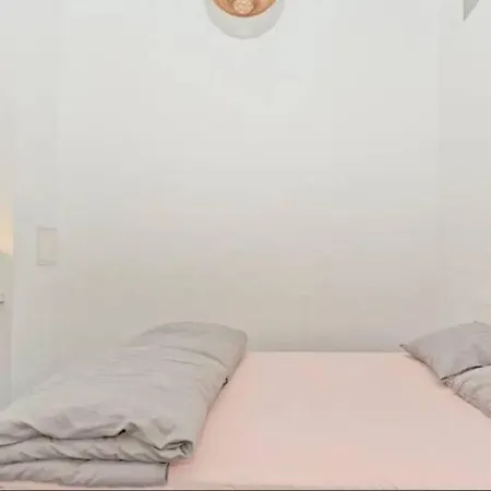 Urbannestgroup - Solec 20a Apartment Warsaw